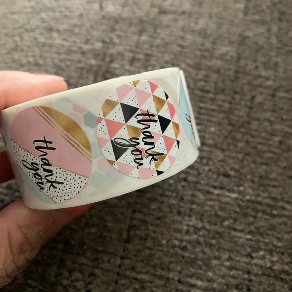 Thank You Stickers Self Adhesive Labels 500 piece, 1” Diameter, NWT, - Picture 9 of 10